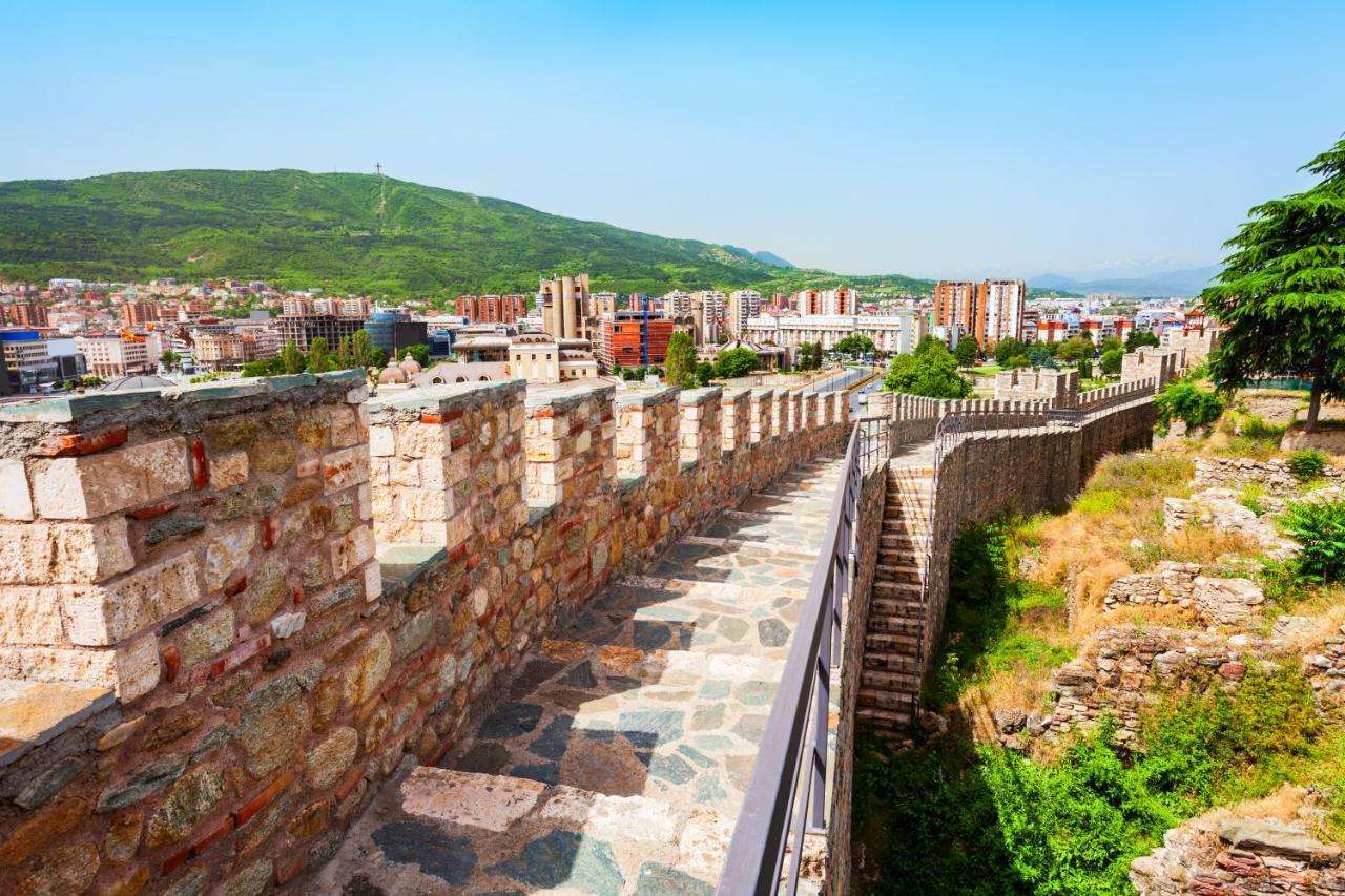 Tea'S Apartment, Skopje City - Centre Exterior photo